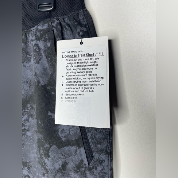 Lululemon License to Train Linerless Short 7" - Picture 7 of 10